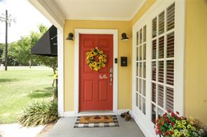 367 Hillcroft Drive - Photo 3
