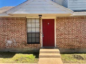 205 S Kenney Street - Photo 1