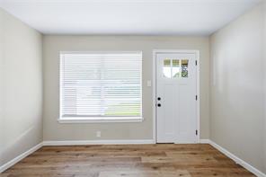 1006 N Grant Drive - Photo 4