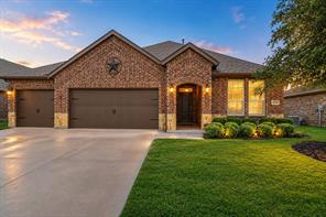 4016 Woodford Drive - Photo 2