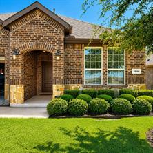 4016 Woodford Drive - Photo 3