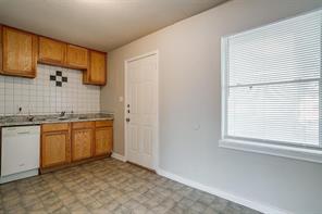 3419 S University Drive - Photo 4