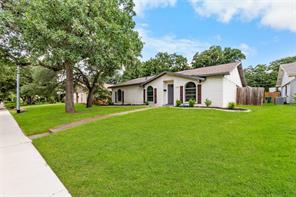 1137 Kingston Drive - Photo 3