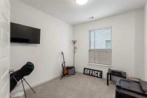 1848 Coronet Avenue - Photo 32