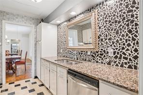 4229 Cole Avenue - Photo 7