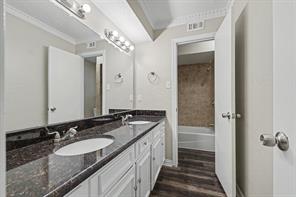 1702 Yorkshire Drive - Photo 18