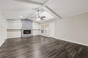1702 Yorkshire Drive - Photo 3