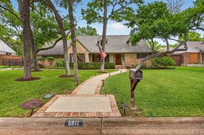 6811 Bradbury Lane - Photo 1