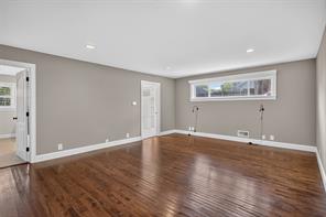 6811 Bradbury Lane - Photo 15