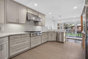 6811 Bradbury Lane - Photo 7