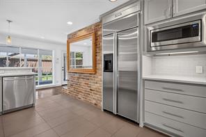 6811 Bradbury Lane - Photo 9