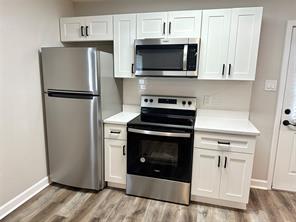 813 Kingdom Circle - Photo 3