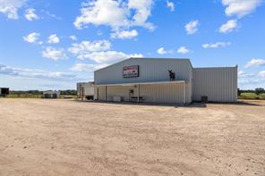 324 E Highway 6 - Photo 2