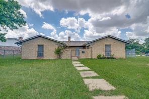 1421 Mount Vernon Drive - Photo 2