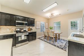 9885 Willowick Avenue - Photo 8