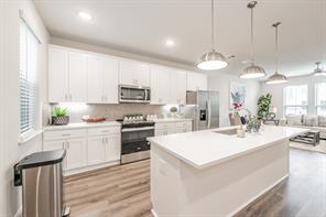 9713 Thorncrown Lane - Photo 10