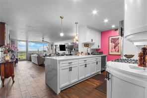 3883 Turtle Creek Boulevard - Photo 5