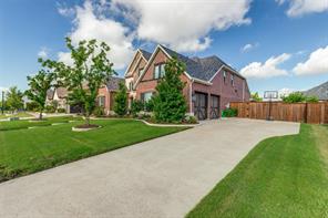 1411 Maplewood Drive - Photo 1