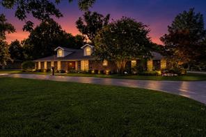 612 W Coke Road - Photo 1