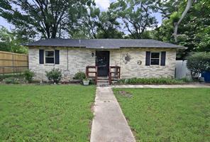 411 N Winnsboro Street - Photo 1