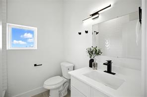 312 N Lancaster Avenue - Photo 27