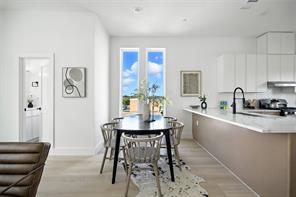 312 N Lancaster Avenue - Photo 9