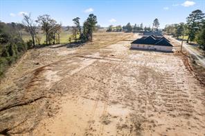 Lot 2 CR 4323 - Photo 10