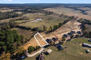 Lot 2 CR 4323 - Photo 3