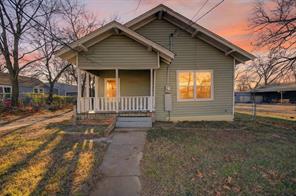 710 E Lamar Street - Photo 1