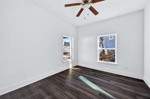 710 E Lamar Street - Photo 11