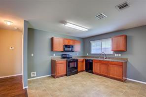 7000 Sylvan Meadows Drive - Photo 11