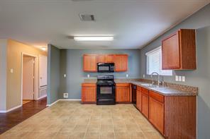7000 Sylvan Meadows Drive - Photo 14