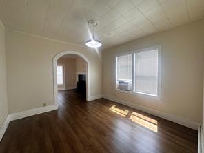 414 W 4th Street - Photo 8