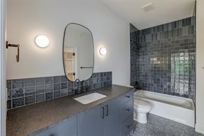 309 W Daggett Avenue - Photo 10