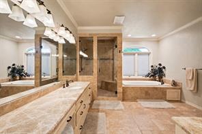 2749 Summit Avenue - Photo 16