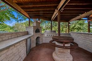 2749 Summit Avenue - Photo 31
