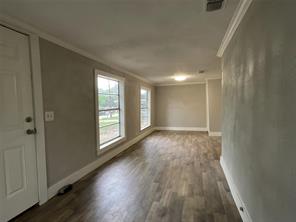 560 Athens Street - Photo 3