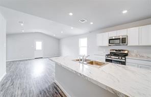 404 Poplar Street - Photo 2