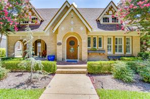 2041 Hawthorne Avenue - Photo 1