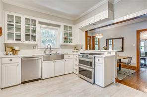 2041 Hawthorne Avenue - Photo 14