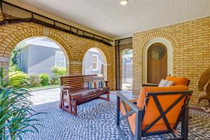 2041 Hawthorne Avenue - Photo 3