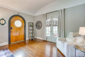 2041 Hawthorne Avenue - Photo 4