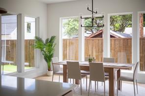 6108 Kenwood Avenue - Photo 11