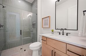 6108 Kenwood Avenue - Photo 17