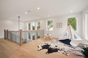 6108 Kenwood Avenue - Photo 23
