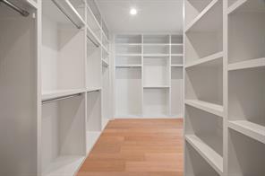 6108 Kenwood Avenue - Photo 30