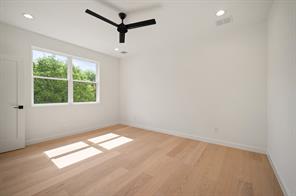 6108 Kenwood Avenue - Photo 36