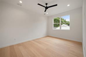 6108 Kenwood Avenue - Photo 38