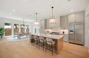 6108 Kenwood Avenue - Photo 6