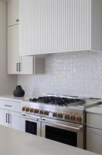 6108 Kenwood Avenue - Photo 8